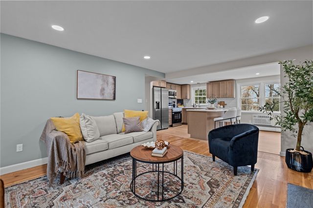 45 Valley View Drive, Cumberland, RI 02864