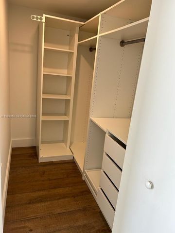 13800 Highland Dr 402, North Miami Beach, FL 33181