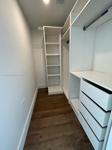 13800 Highland Dr 402, North Miami Beach, FL 33181