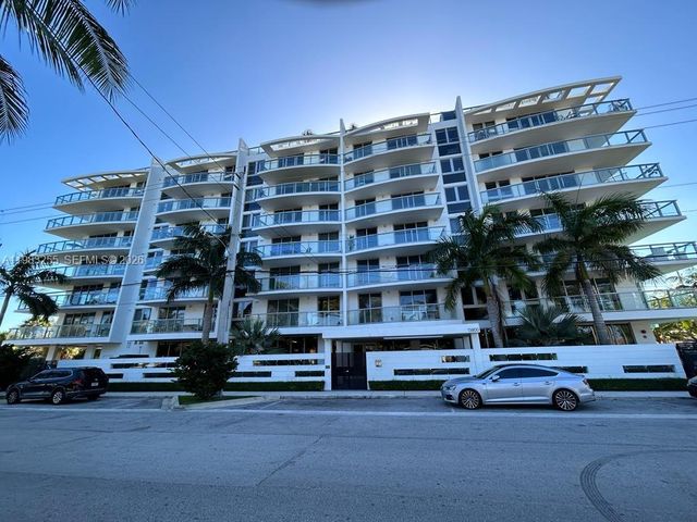 13800 Highland Dr 402, North Miami Beach, FL 33181