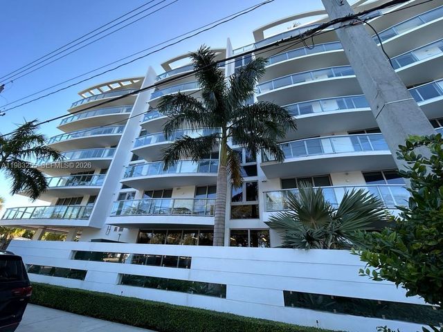 13800 Highland Dr 402, North Miami Beach, FL 33181