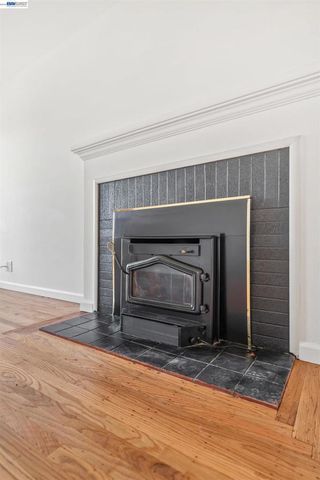 1573 Castro Street, San Leandro, CA 94577