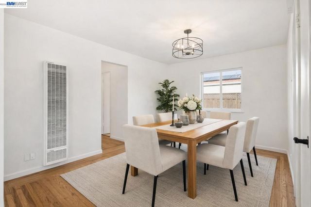 1573 Castro Street, San Leandro, CA 94577