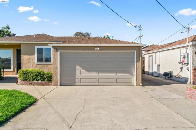 1573 Castro Street, San Leandro, CA 94577