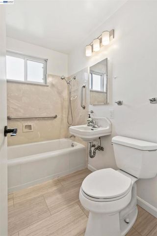 1573 Castro Street, San Leandro, CA 94577