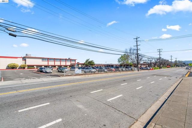 1573 Castro Street, San Leandro, CA 94577