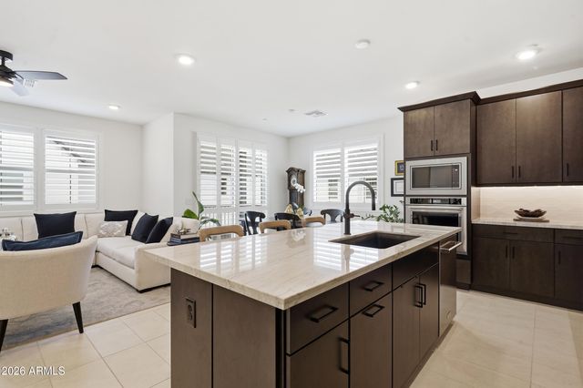 11300 N CASA DEGA Drive 1013, Surprise, AZ 85388