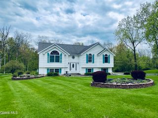 35 Frederick Drive, Fort Edward, NY 12828