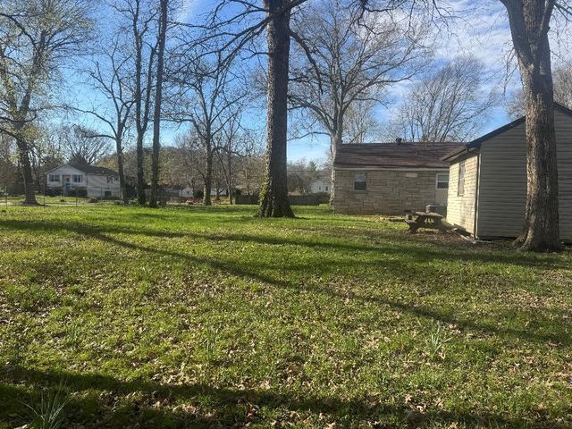 209 W 3rd Street, Silver Grove, KY 41085