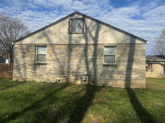 209 W 3rd Street, Silver Grove, KY 41085