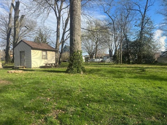 209 W 3rd Street, Silver Grove, KY 41085