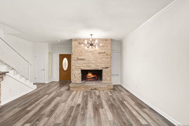205 Chichester Pl Unit 16, San Antonio, TX 78209