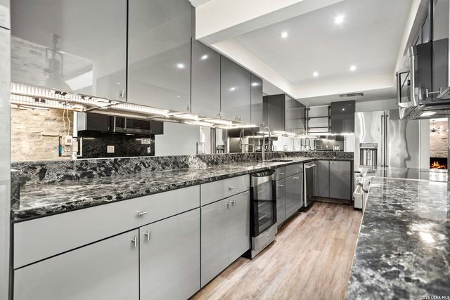 205 Chichester Pl Unit 16, San Antonio, TX 78209
