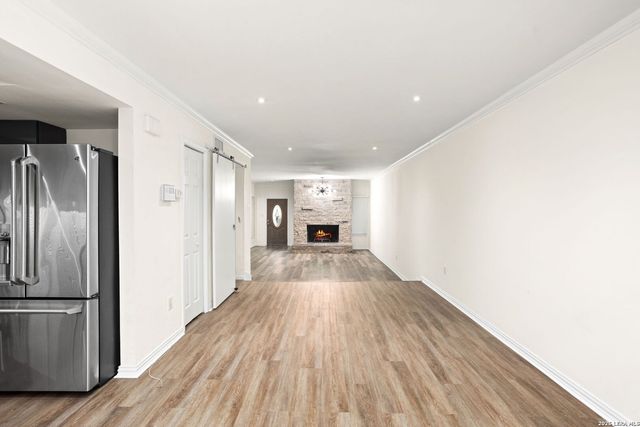 205 Chichester Pl Unit 16, San Antonio, TX 78209
