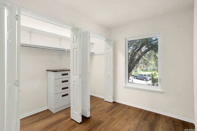 205 Chichester Pl Unit 16, San Antonio, TX 78209