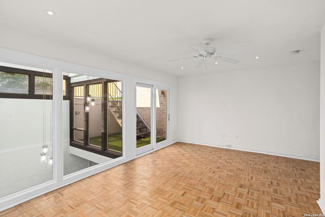 205 Chichester Pl Unit 16, San Antonio, TX 78209