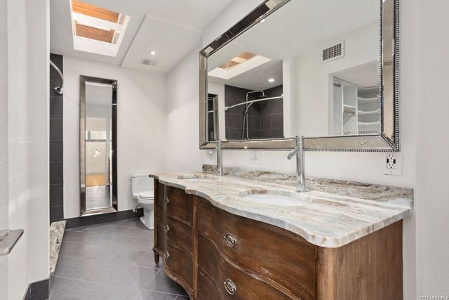 205 Chichester Pl Unit 16, San Antonio, TX 78209