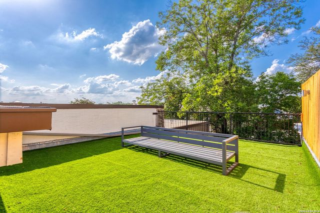 205 Chichester Pl Unit 16, San Antonio, TX 78209