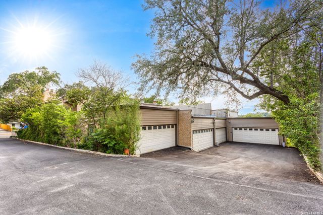 205 Chichester Pl Unit 16, San Antonio, TX 78209