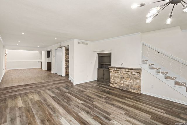 205 Chichester Pl Unit 16, San Antonio, TX 78209