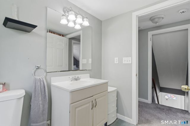64 McKinley Street, Manchester, CT 06040