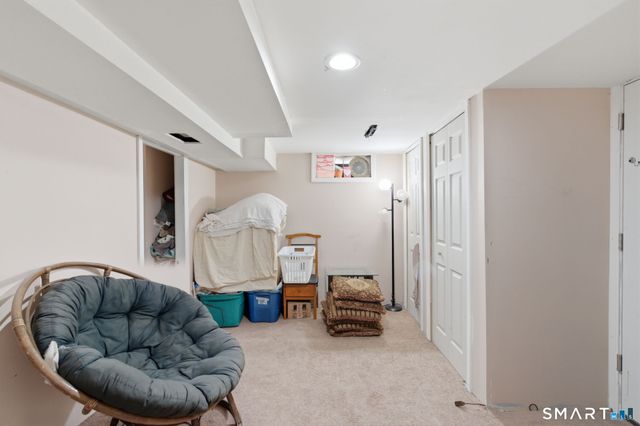 64 McKinley Street, Manchester, CT 06040