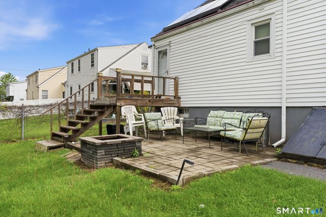 64 McKinley Street, Manchester, CT 06040