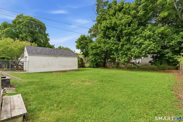 64 McKinley Street, Manchester, CT 06040