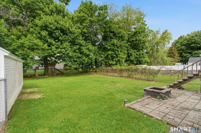 64 McKinley Street, Manchester, CT 06040