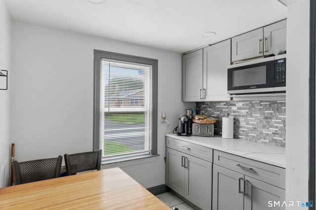 64 McKinley Street, Manchester, CT 06040