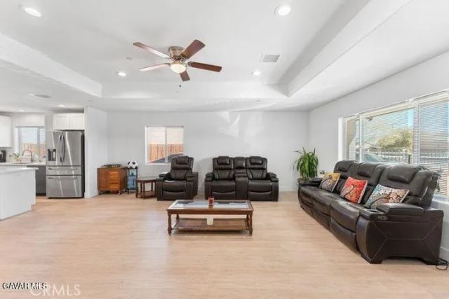 20411 88th. Street, California City, CA 93505