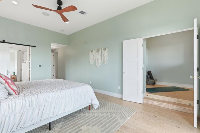 13957 Grambo Boulevard, Galveston, TX 77554