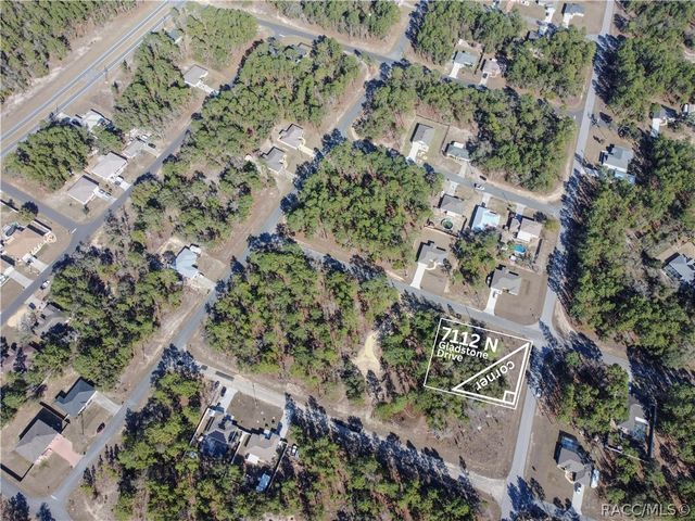 7112 N Gladstone Drive, Citrus Springs, FL 34434