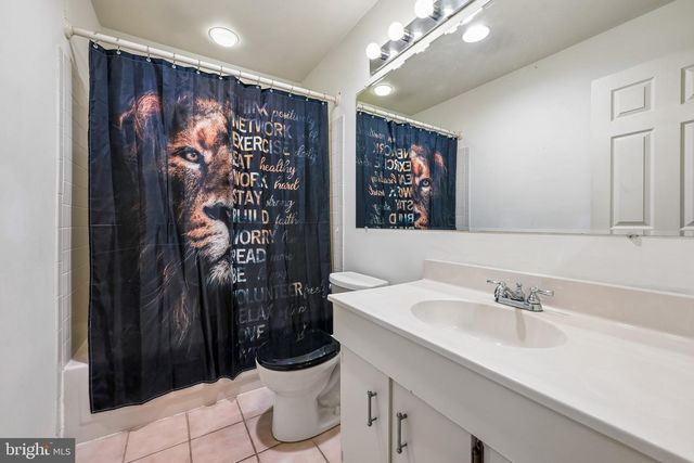 152 STEEPLECHASE CT, Deptford, NJ 08096