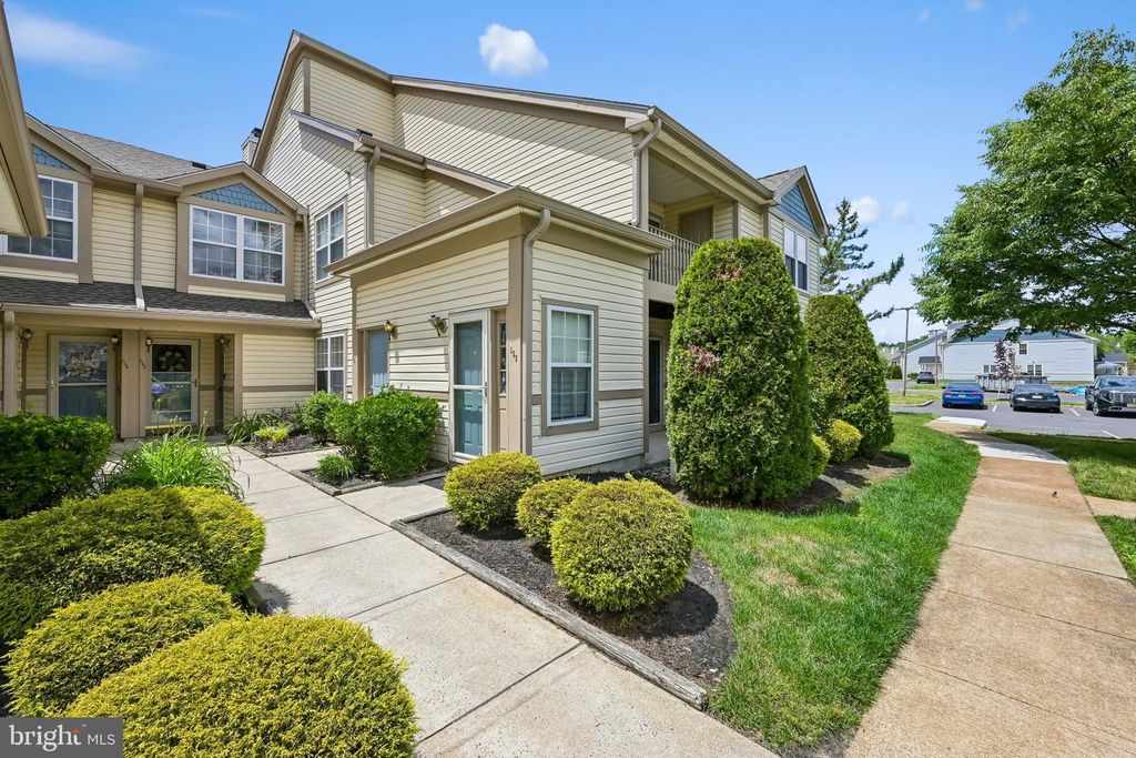152 STEEPLECHASE CT, Deptford, NJ 08096