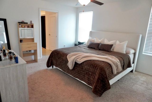 557 OLIVE CONCH STREET, Ruskin, FL 33570