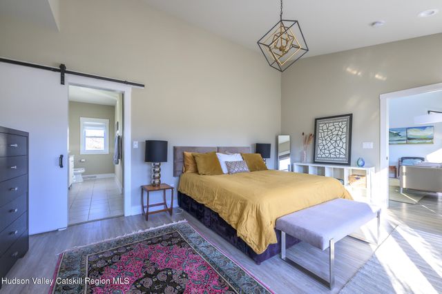 16 Lucas Lane, Claverack, NY 12534