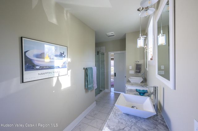 16 Lucas Lane, Claverack, NY 12534