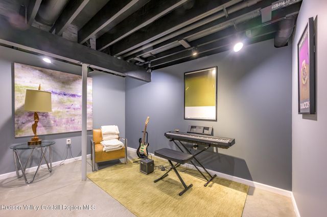 16 Lucas Lane, Claverack, NY 12534