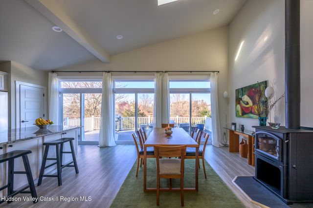 16 Lucas Lane, Claverack, NY 12534