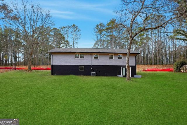 93 FLOYD Lane, Hampton, GA 30228