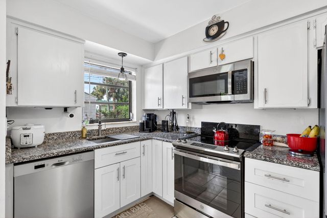 361 W 21st Street, Riviera Beach, FL 33404