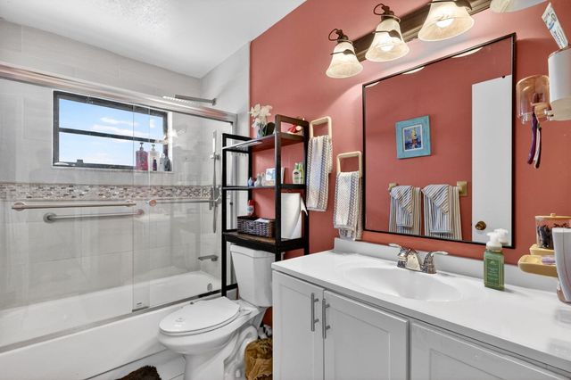 361 W 21st Street, Riviera Beach, FL 33404