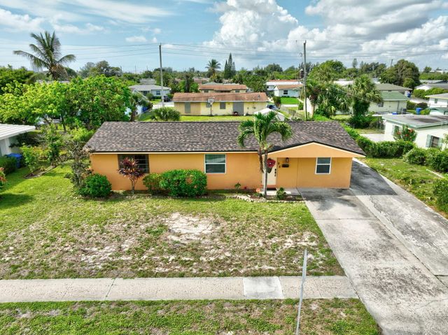 361 W 21st Street, Riviera Beach, FL 33404