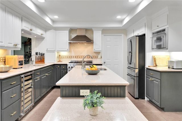 6941 Wheeler, La Verne, CA 91750