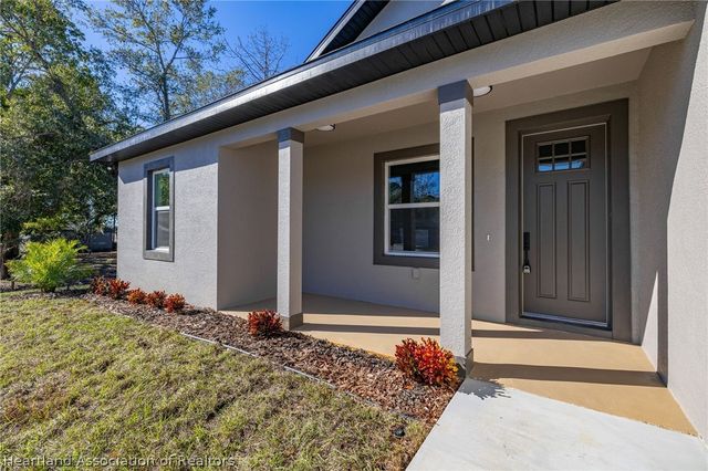 2327 N Monterey Road, Avon Park, FL 33825