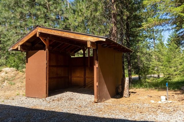 15 Howerton Road, Twisp, WA 98856