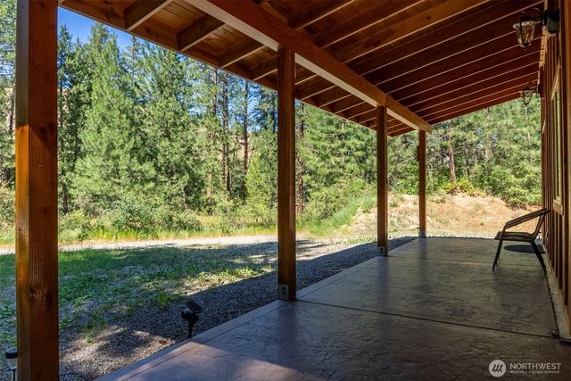 15 Howerton Road, Twisp, WA 98856