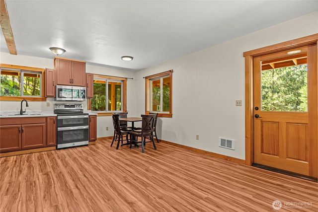 15 Howerton Road, Twisp, WA 98856