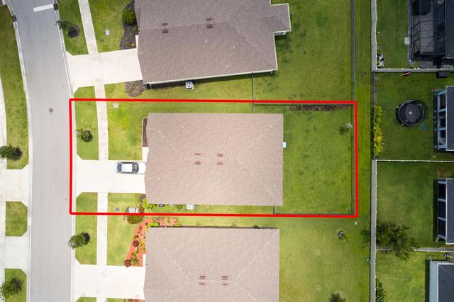 10953 SW Tessili Way, Port St. Lucie, FL 34987